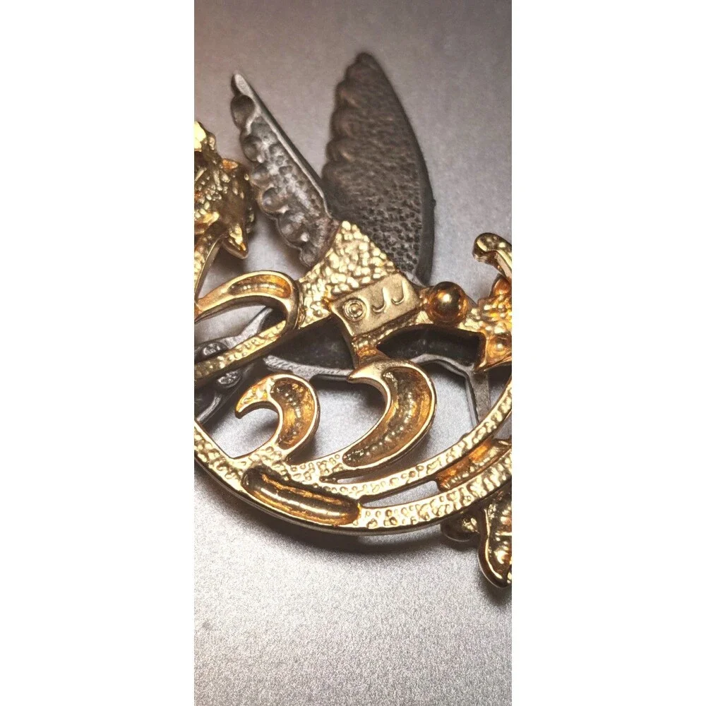Vintage Jewelry Signed J.J Jonette Hummingbird Pin Brooch.